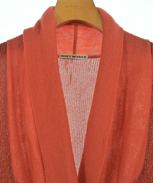 ISSEY MIYAKE（イッセイミヤケ）カーディガン オレンジ サイズ:2(M位) レディース/2200667870055