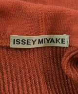 ISSEY MIYAKE（イッセイミヤケ）カーディガン オレンジ サイズ:2(M位) レディース/2200667870055