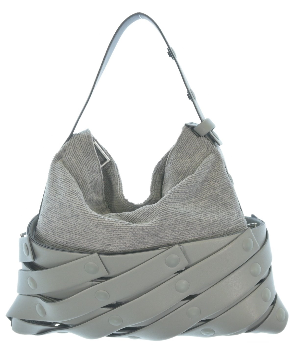 ISSEY MIYAKE（イッセイミヤケ）ショルダーバッグ グレー サイズ:S 