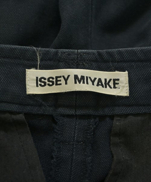 ISSEY MIYAKE（イッセイミヤケ）その他 紺 サイズ:2(M位) レディース/2200668584050