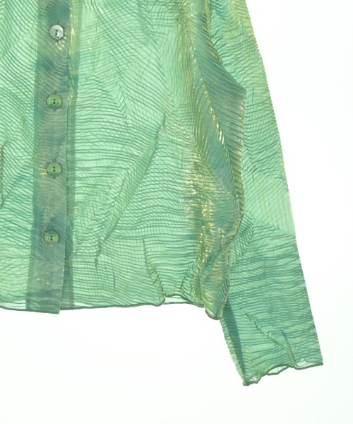 ISSEY MIYAKE（イッセイミヤケ）カジュアルシャツ 緑 サイズ:M レディース/2200670236084