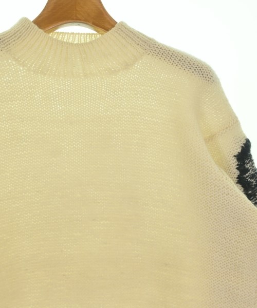 ISSEY MIYAKE（イッセイミヤケ）ニット・セーター ベージュ サイズ:M レディース/2200670236091