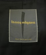 ISSEY MIYAKE（イッセイミヤケ）その他 カーキ サイズ:-(XXL位) メンズ/2200670751037