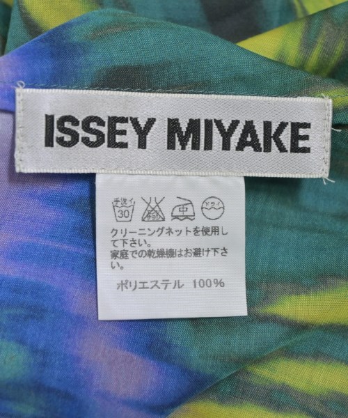 ISSEY MIYAKE（イッセイミヤケ）カジュアルシャツ 青 サイズ:2(M位) レディース/2200671901219