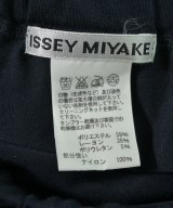 ISSEY MIYAKE（イッセイミヤケ）ひざ丈スカート 黒 サイズ:2(M位) レディース/2200729595148