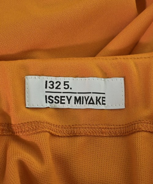 ISSEY MIYAKE（イッセイミヤケ）その他 オレンジ サイズ:3(L位) レディース/2200730936169