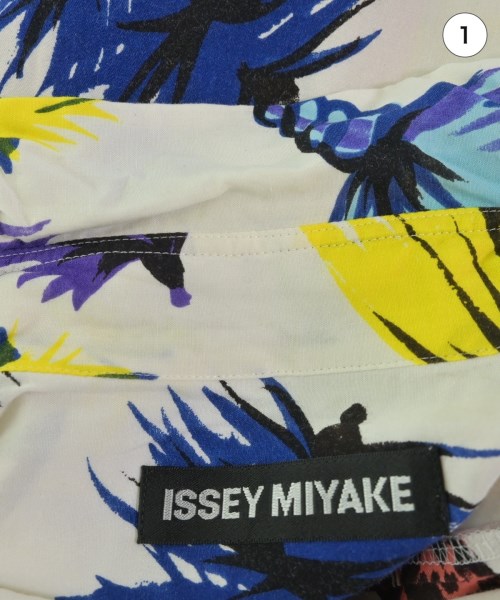 ISSEY MIYAKE（イッセイミヤケ）カジュアルシャツ 白 サイズ:1(S位) メンズ/2200730969174