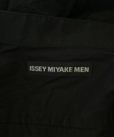 ISSEY MIYAKE MEN（イッセイ　ミヤケ　メン）カジュアルシャツ 黒 サイズ:3(L位) メンズ/2200731385034