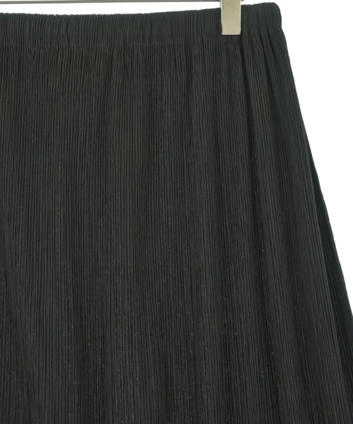 ISSEY MIYAKE（イッセイミヤケ）ロング・マキシ丈スカート 黒 サイズ:L レディース/2200731625017