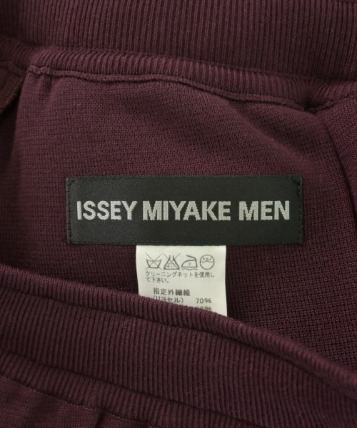 ISSEY MIYAKE MEN（イッセイ　ミヤケ　メン）その他 赤 サイズ:3(L位) メンズ/2200731949144
