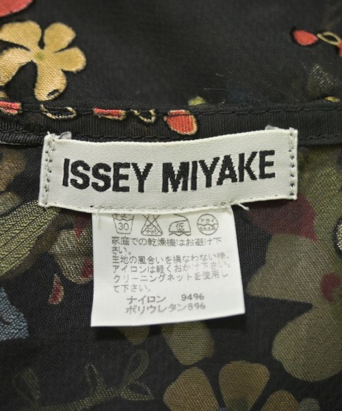 ISSEY MIYAKE（イッセイミヤケ）カジュアルシャツ 黒 サイズ:2(M位) レディース/2200731975044