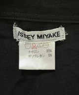 ISSEY MIYAKE（イッセイミヤケ）カジュアルシャツ 黒 サイズ:M レディース/2200731975051
