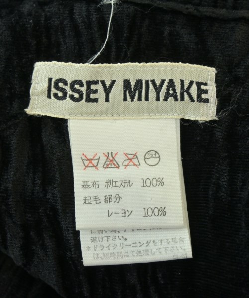 ISSEY MIYAKE（イッセイミヤケ）カジュアルジャケット 黒 サイズ:M レディース/2200732391027