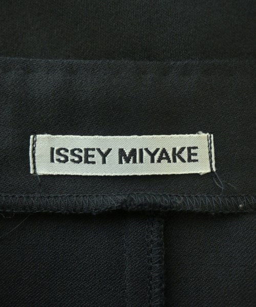 ISSEY MIYAKE（イッセイミヤケ）ノーカラージャケット 黒 サイズ:F レディース/2200732391034