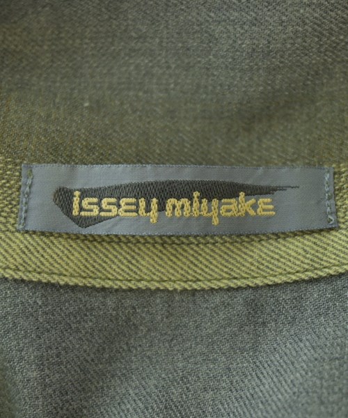 ISSEY MIYAKE（イッセイミヤケ）カジュアルシャツ グレー サイズ:M レディース/2200732391089