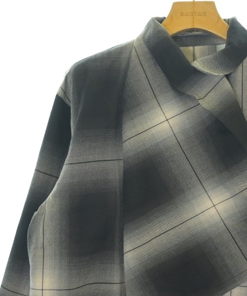 ISSEY MIYAKE（イッセイミヤケ）カジュアルシャツ グレー サイズ:M レディース/2200732391102