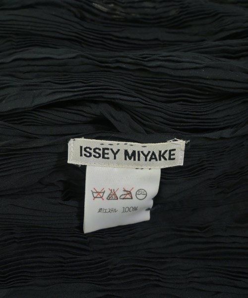 ISSEY MIYAKE（イッセイミヤケ）ブラウス 黒 サイズ:M レディース/2200732391140
