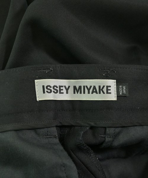 ISSEY MIYAKE（イッセイミヤケ）スラックス 黒 サイズ:3(L位) メンズ/2200727955050