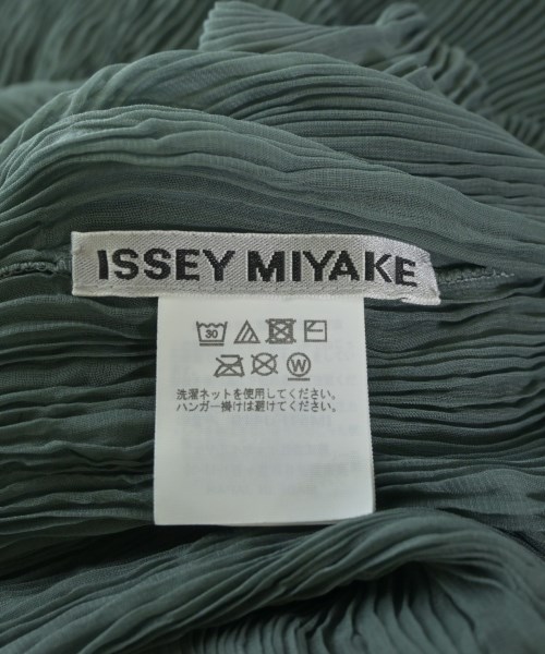 ISSEY MIYAKE（イッセイミヤケ）カジュアルシャツ 緑 サイズ:2(M位) レディース/2200734874085