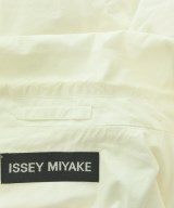 ISSEY MIYAKE（イッセイミヤケ）カジュアルジャケット 白 サイズ:F メンズ/2200735073012