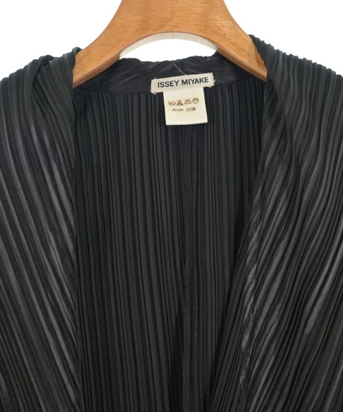 ISSEY MIYAKE（イッセイミヤケ）その他 黒 サイズ:M レディース/2200735300040