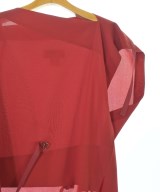 ISSEY MIYAKE（イッセイミヤケ）カジュアルシャツ 赤 サイズ:2(M位) レディース/2200720276077