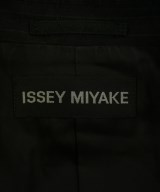 ISSEY MIYAKE（イッセイミヤケ）カジュアルジャケット 紺 サイズ:1(S位) メンズ/2200721610016