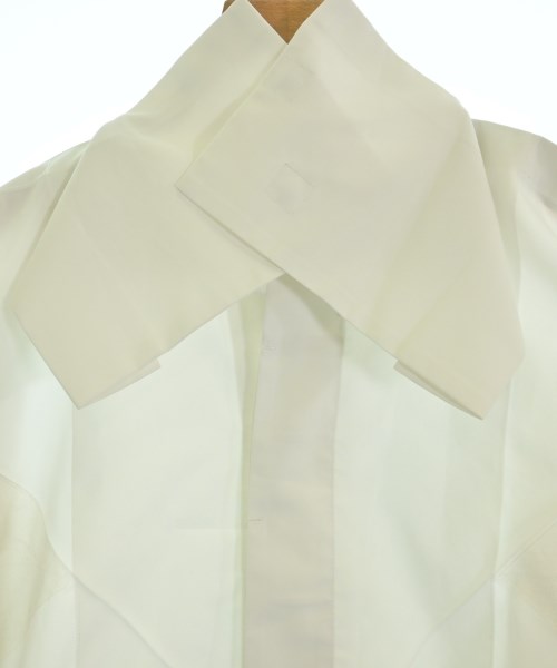 ISSEY MIYAKE（イッセイミヤケ）カジュアルシャツ 白 サイズ:3(L位) レディース/2200712251051