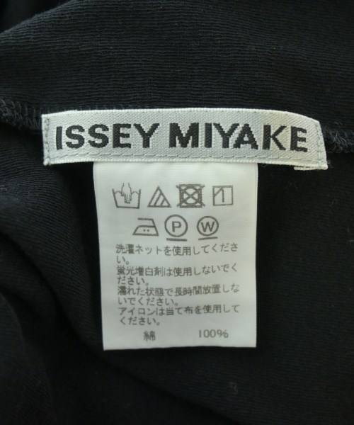 ISSEY MIYAKE（イッセイミヤケ）Tシャツ・カットソー 黒 サイズ:2(M位) レディース/2200712251075