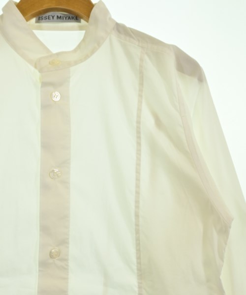 ISSEY MIYAKE（イッセイミヤケ）カジュアルシャツ 白 サイズ:2(M位) レディース/2200720048063