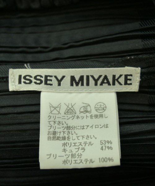 ISSEY MIYAKE（イッセイミヤケ）その他 黒 サイズ:2(M位) レディース/2200724491025