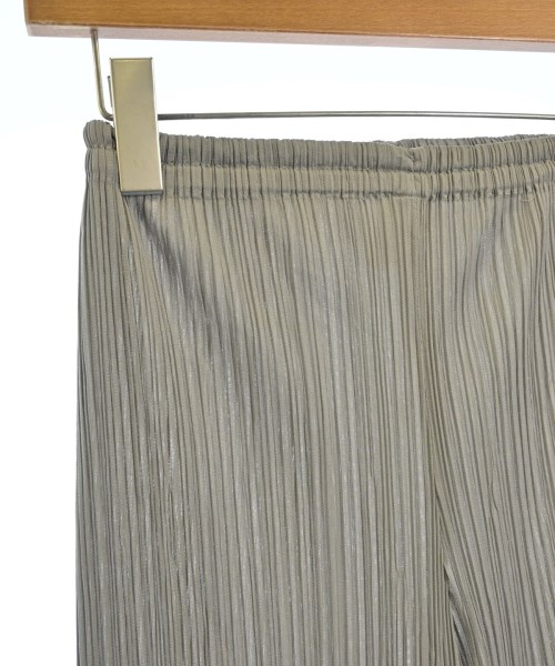 ISSEY MIYAKE（イッセイミヤケ）その他 グレー サイズ:M レディース/2200720696028