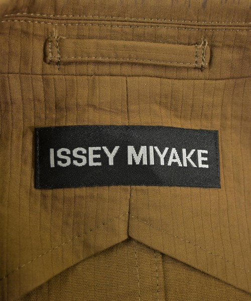 ISSEY MIYAKE（イッセイミヤケ）テーラードジャケット 茶 サイズ:2(M位) メンズ/2200720672107
