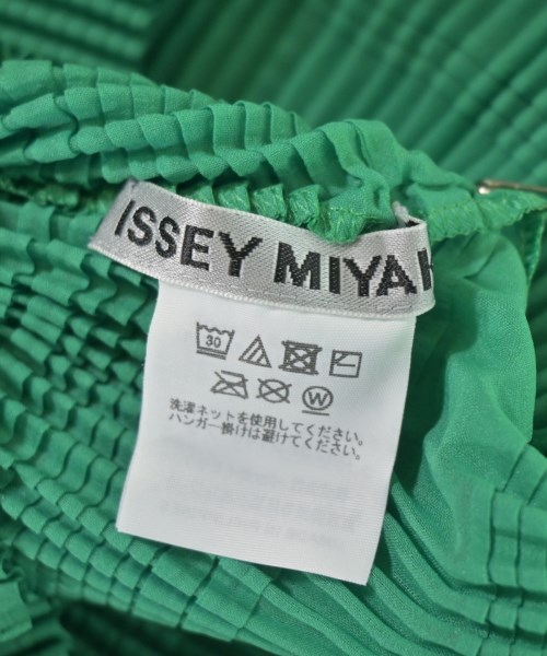 ISSEY MIYAKE（イッセイミヤケ）ブラウス 緑 サイズ:2(M位) レディース/2200726685057