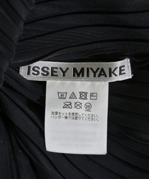 ISSEY MIYAKE（イッセイミヤケ）ブラウス 黒 サイズ:2(M位) レディース/2200727066084