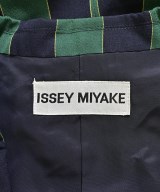 ISSEY MIYAKE（イッセイミヤケ）カジュアルジャケット 緑 サイズ:L メンズ/2200728369047
