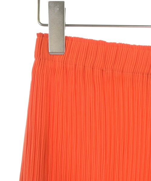 ISSEY MIYAKE（イッセイミヤケ）ロング・マキシ丈スカート オレンジ サイズ:2(M位) レディース/2200729189057