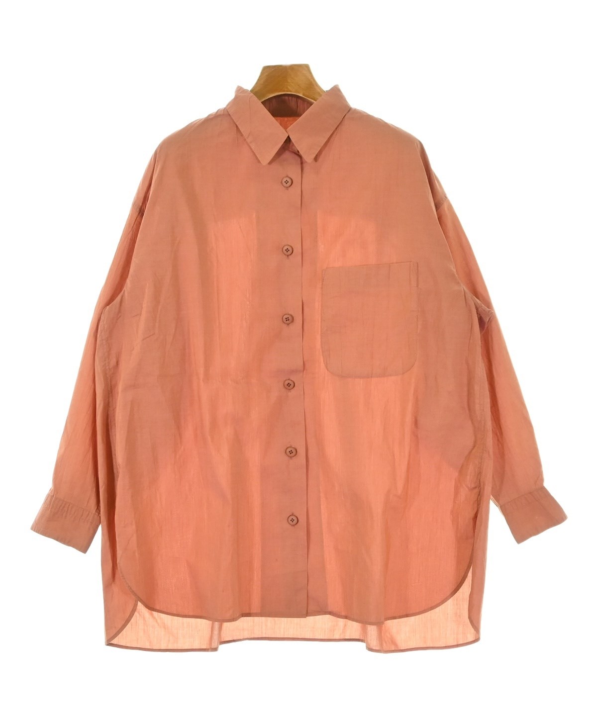 ISSEY MIYAKE（イッセイミヤケ）カジュアルシャツ オレンジ サイズ:M