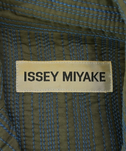ISSEY MIYAKE（イッセイミヤケ）カジュアルジャケット カーキ サイズ:M レディース/2200680995018