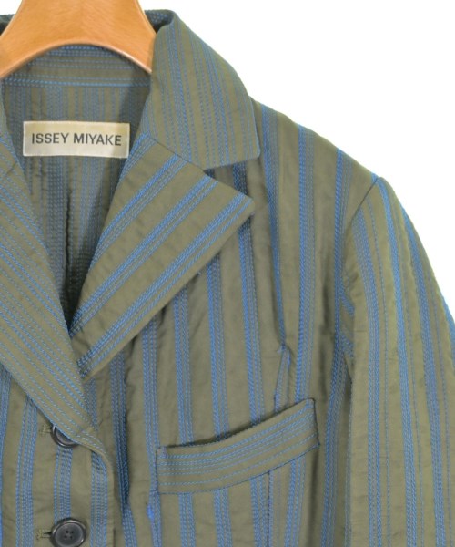 ISSEY MIYAKE（イッセイミヤケ）カジュアルジャケット カーキ サイズ:M レディース/2200680995018