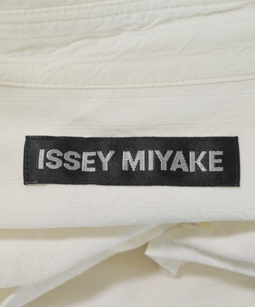 ISSEY MIYAKE（イッセイミヤケ）カジュアルシャツ 白 サイズ:2(M位) メンズ/2200681751095
