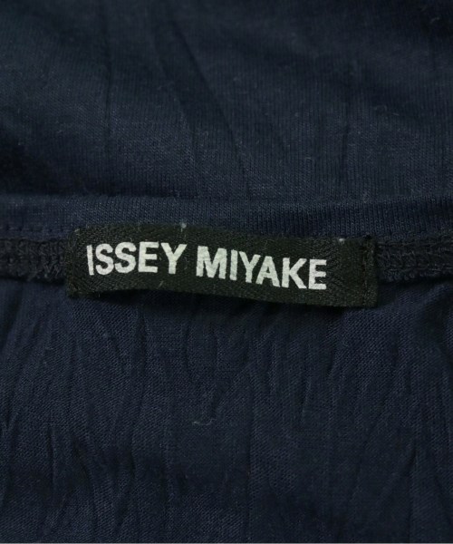 ISSEY MIYAKE（イッセイミヤケ）Tシャツ・カットソー 紺 サイズ:2(M位) メンズ/2200681751125