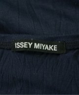 ISSEY MIYAKE（イッセイミヤケ）Tシャツ・カットソー 紺 サイズ:2(M位) メンズ/2200681751125