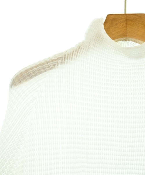 ISSEY MIYAKE（イッセイミヤケ）Tシャツ・カットソー 白 サイズ:2(M位) レディース/2200686600015
