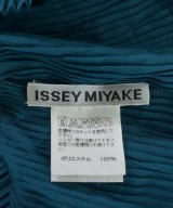 ISSEY MIYAKE（イッセイミヤケ）ブラウス 青 サイズ:2(M位) レディース/2200679922070