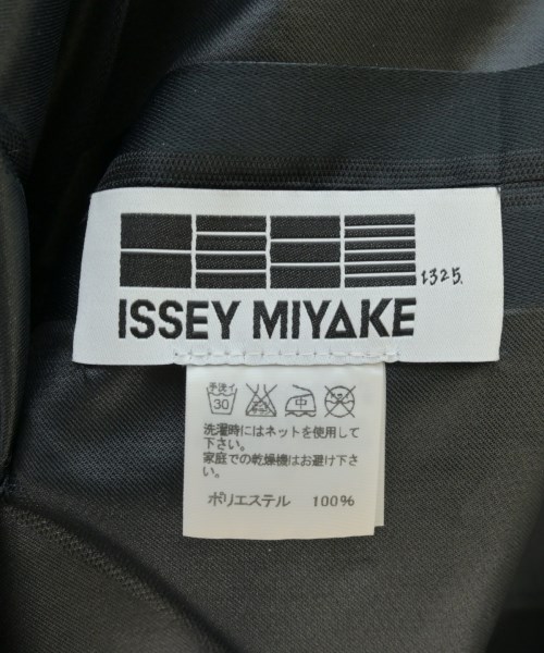 ISSEY MIYAKE（イッセイミヤケ）カジュアルシャツ 黒 サイズ:3(L位) レディース/2200686998112