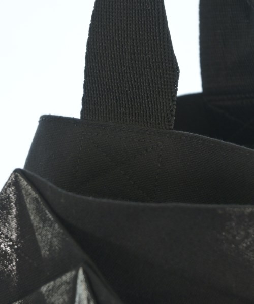 ISSEY MIYAKE（イッセイミヤケ）トートバッグ 黒 サイズ:- レディース/2200686998136