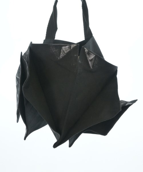 ISSEY MIYAKE（イッセイミヤケ）トートバッグ 黒 サイズ:- レディース/2200686998136