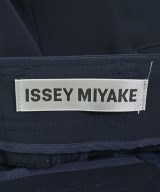 ISSEY MIYAKE（イッセイミヤケ）スラックス 紺 サイズ:3(L位) レディース/2200687148042