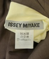 ISSEY MIYAKE（イッセイミヤケ）スラックス 茶 サイズ:2(M位) レディース/2200686370017